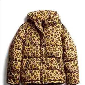 Gap mid-weight Upcycled Leopard Puffer coat